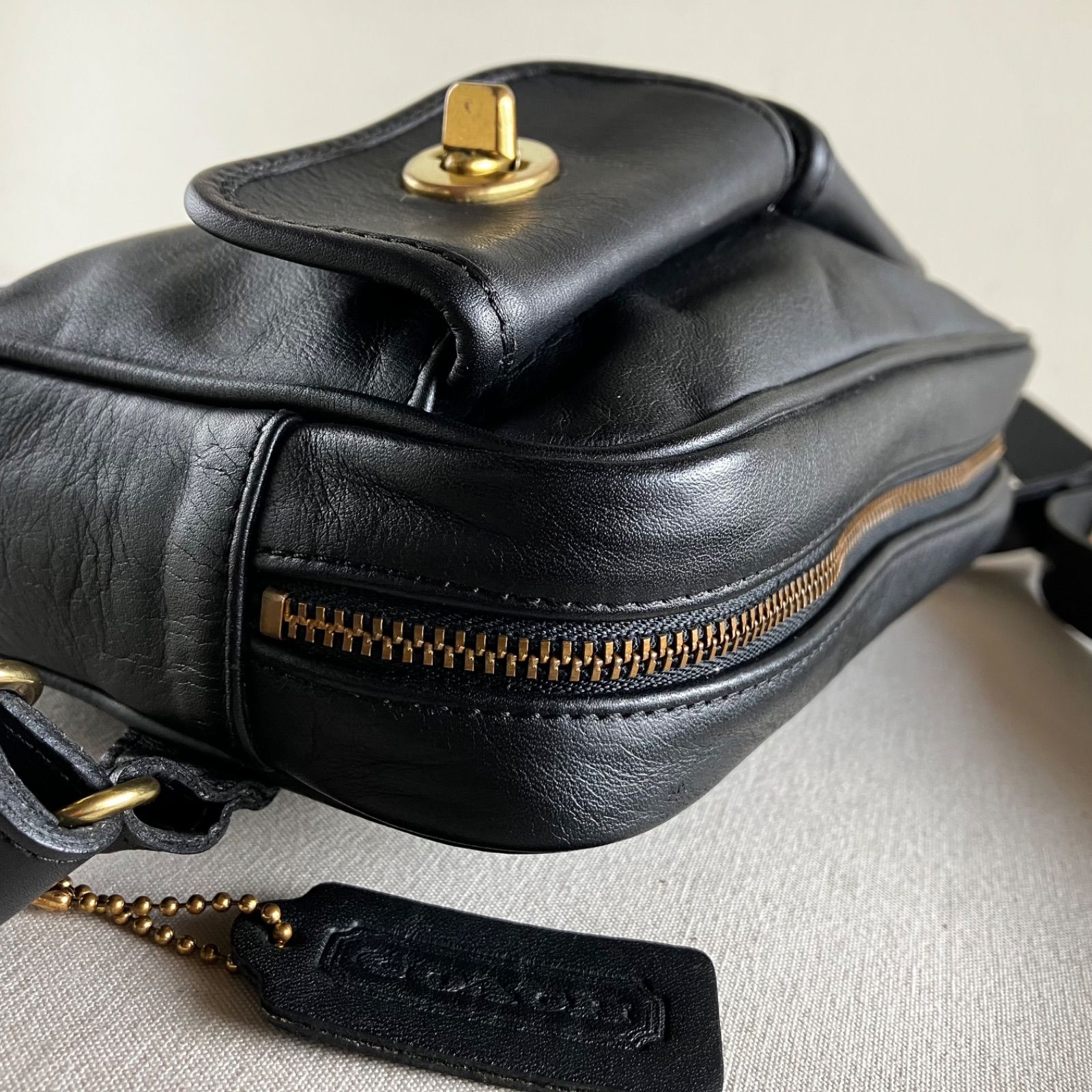 Vintage Coach Pocket Waist Pack Black Leather Belt Bag - メルカリ