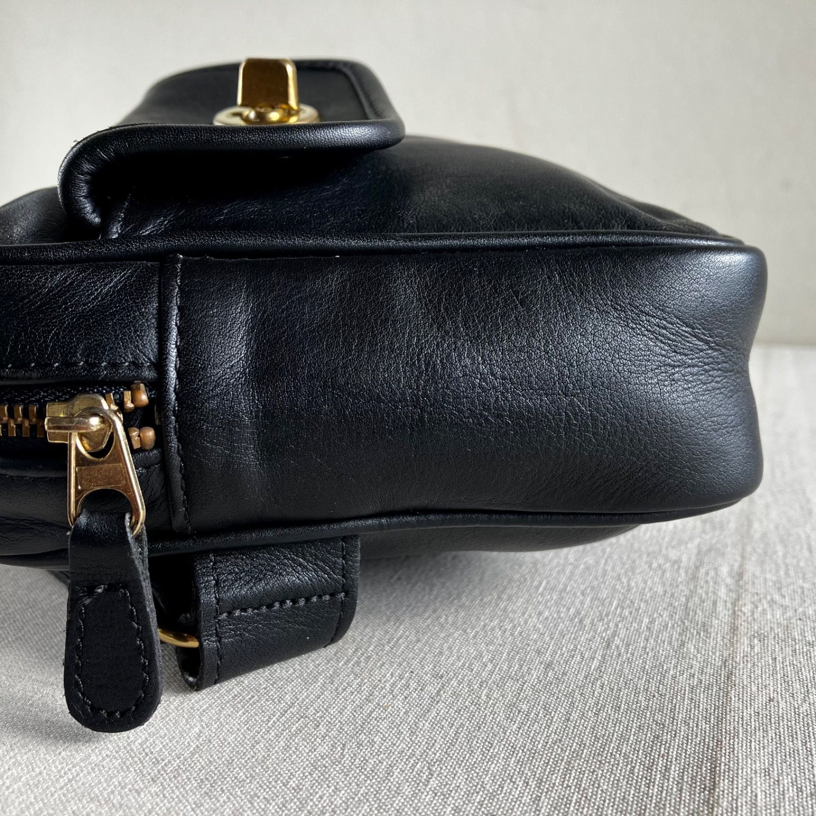 Vintage Coach Pocket Waist Pack Black Leather Belt Bag - メルカリ