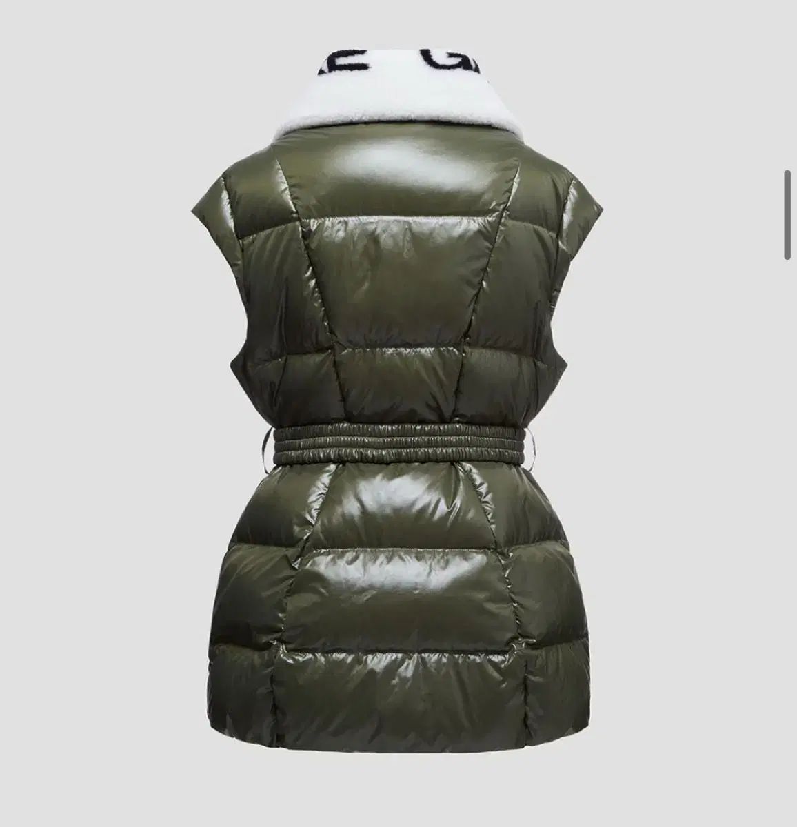 G FORE(ジーフォア) レディース ベスト 出品 - メルカリ