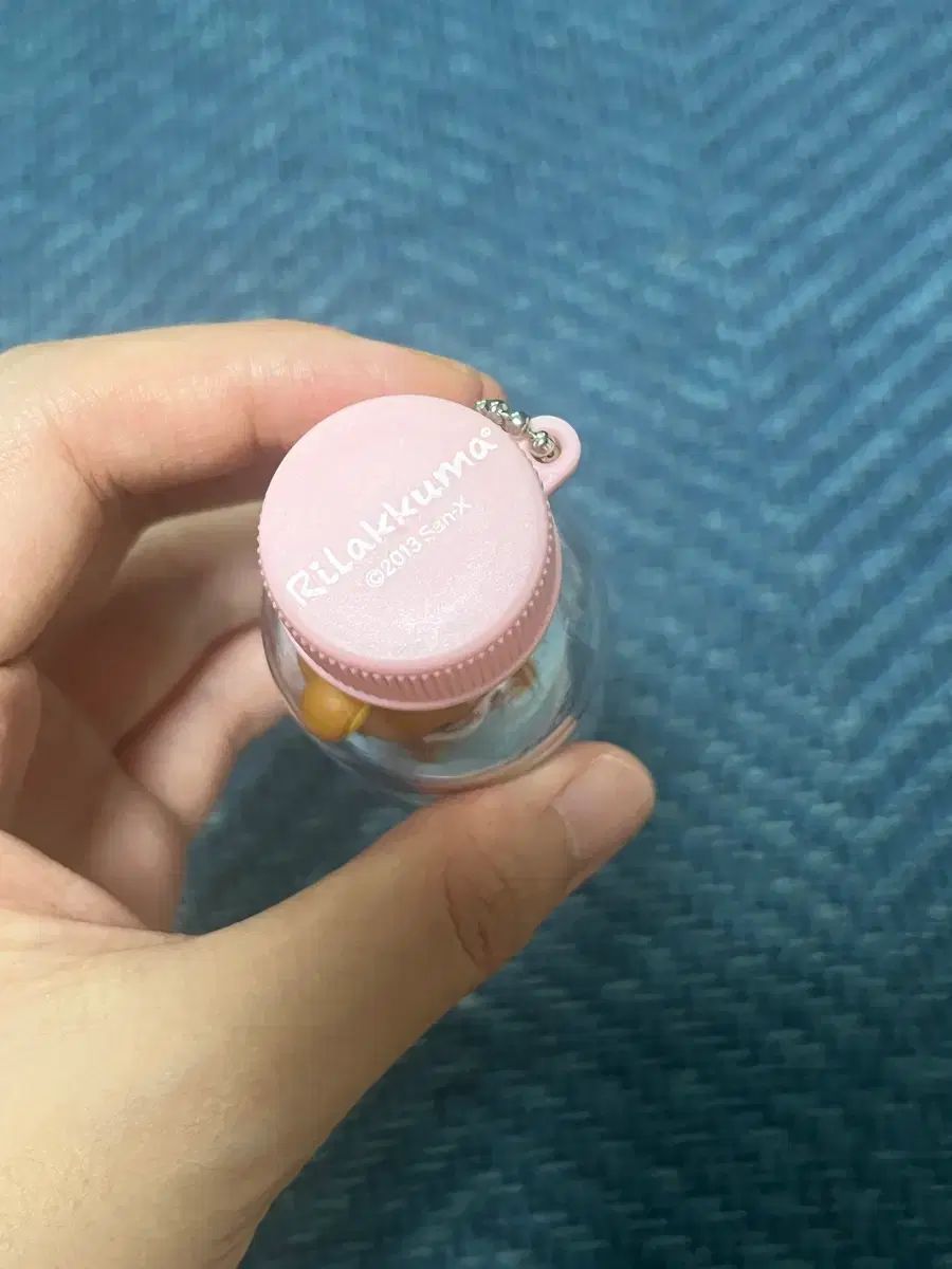 リラックマ ミニチュア ボトル キーホルダー - メルカリ