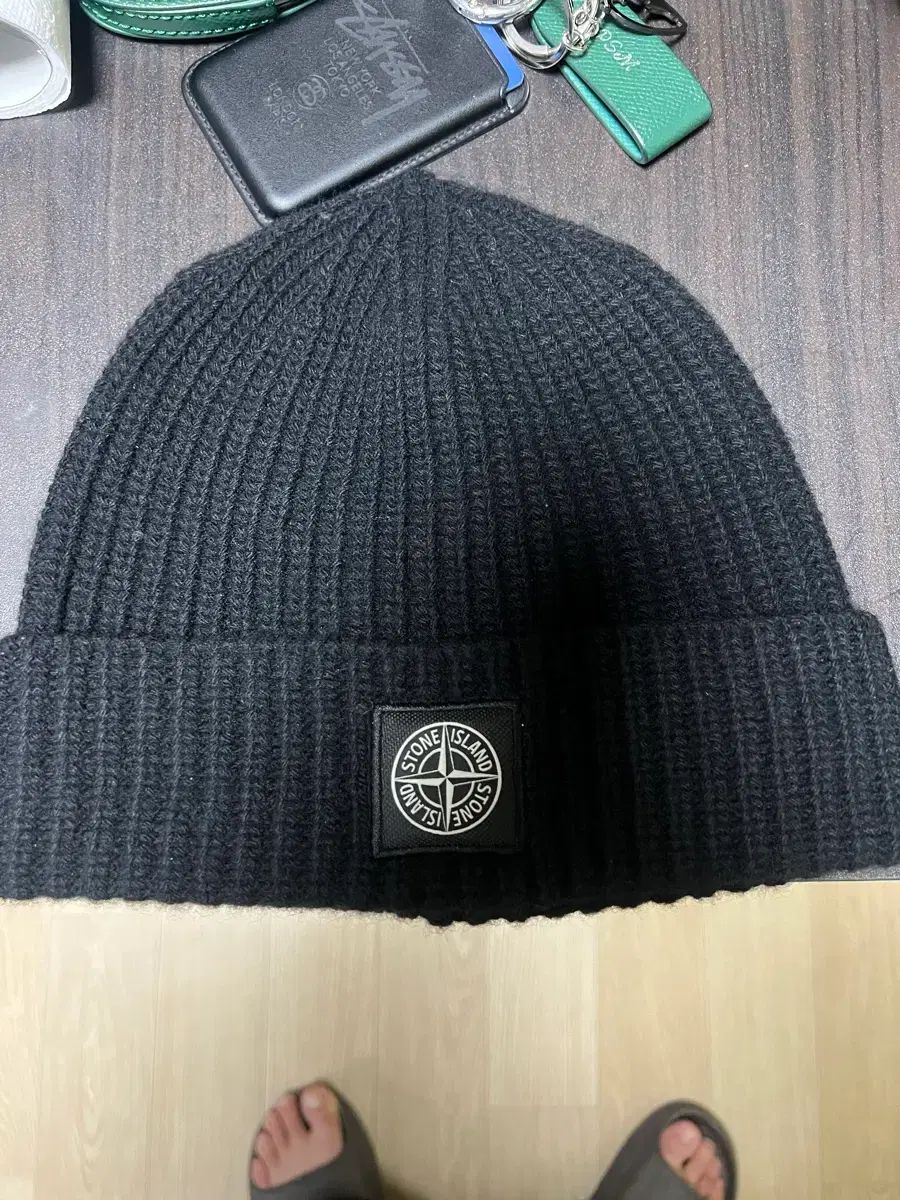 ストーンアイランド リブド ウール ビーニー ブラック - メルカリ