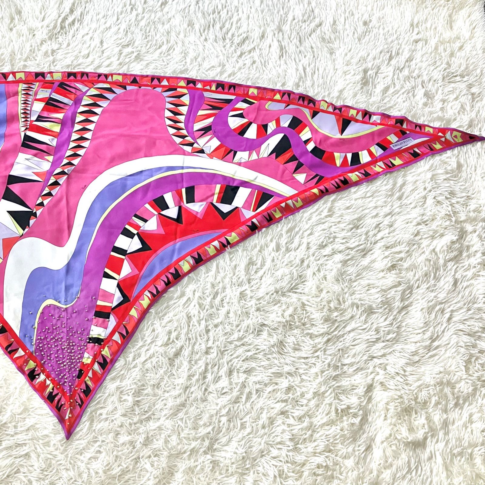 新品タグ付き EMILIO PUCCI シルク100%製の三角スカーフ マルチカラー