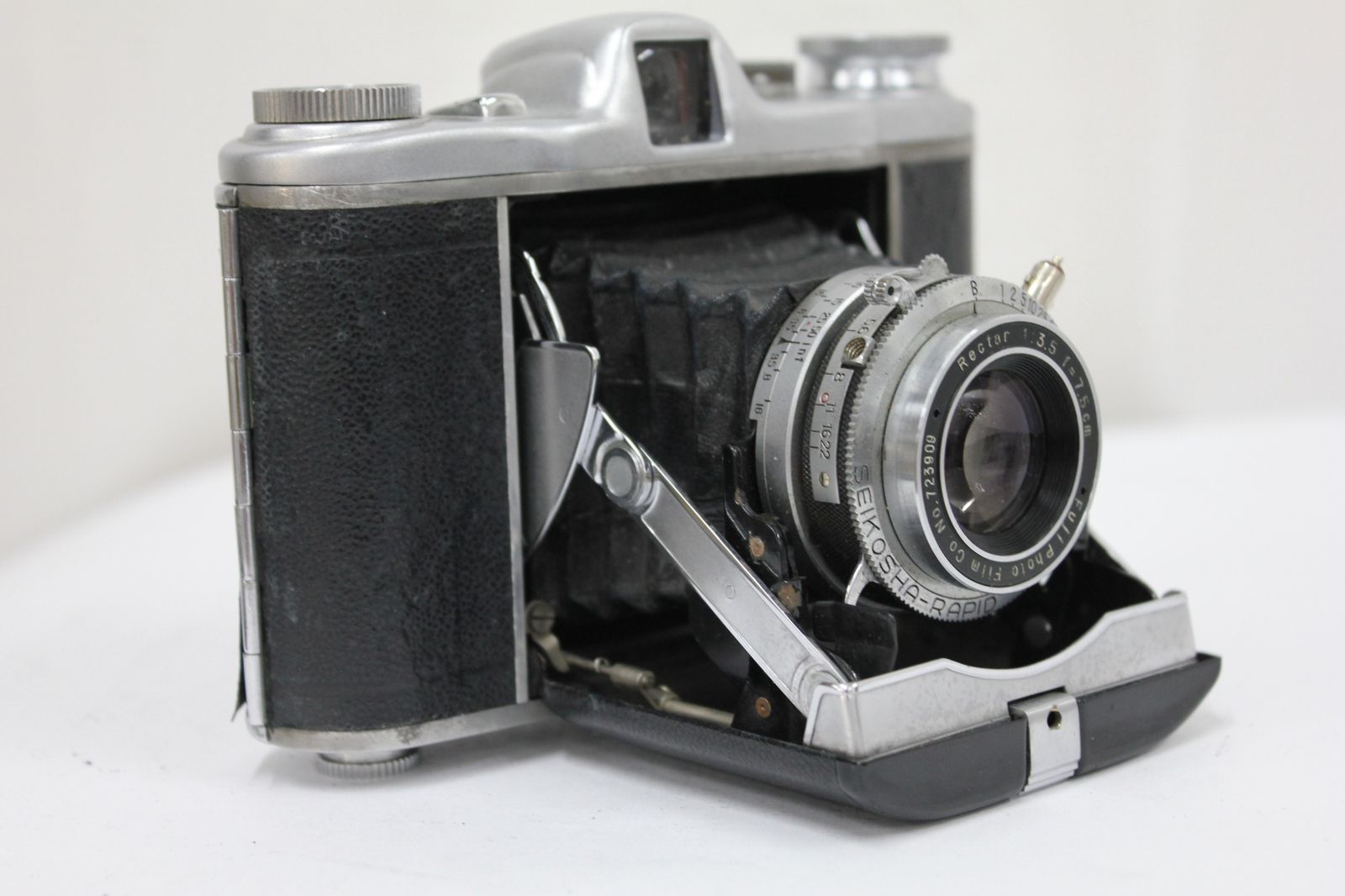 訳あり品】 フジカ FUJICA SIX Rectar 7.5cm F3.5 蛇腹カメラ e5025