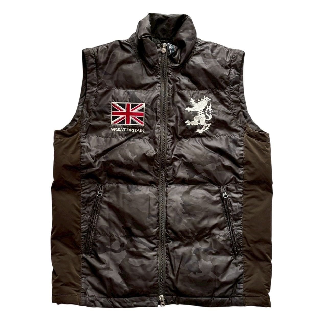 新品未使用 アドミラルゴルフ ベスト 中綿 ダウン ハイブリッド ジップ ADMIRAL アドミラルゴルフ ダウンジャケット ベスト 迷彩柄 深緑系