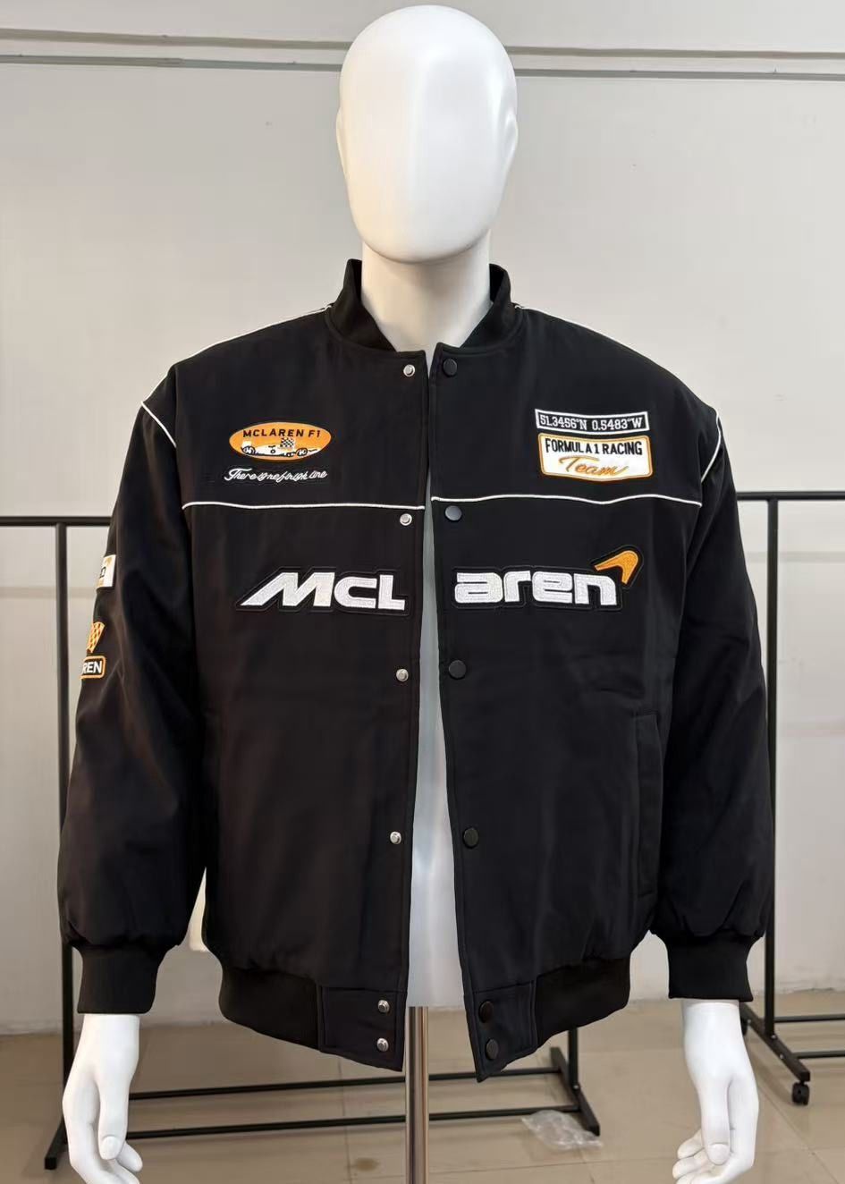 限定で大ヒットMCLaren F1 レーシングジャケット ブルゾン 刺繍 中綿