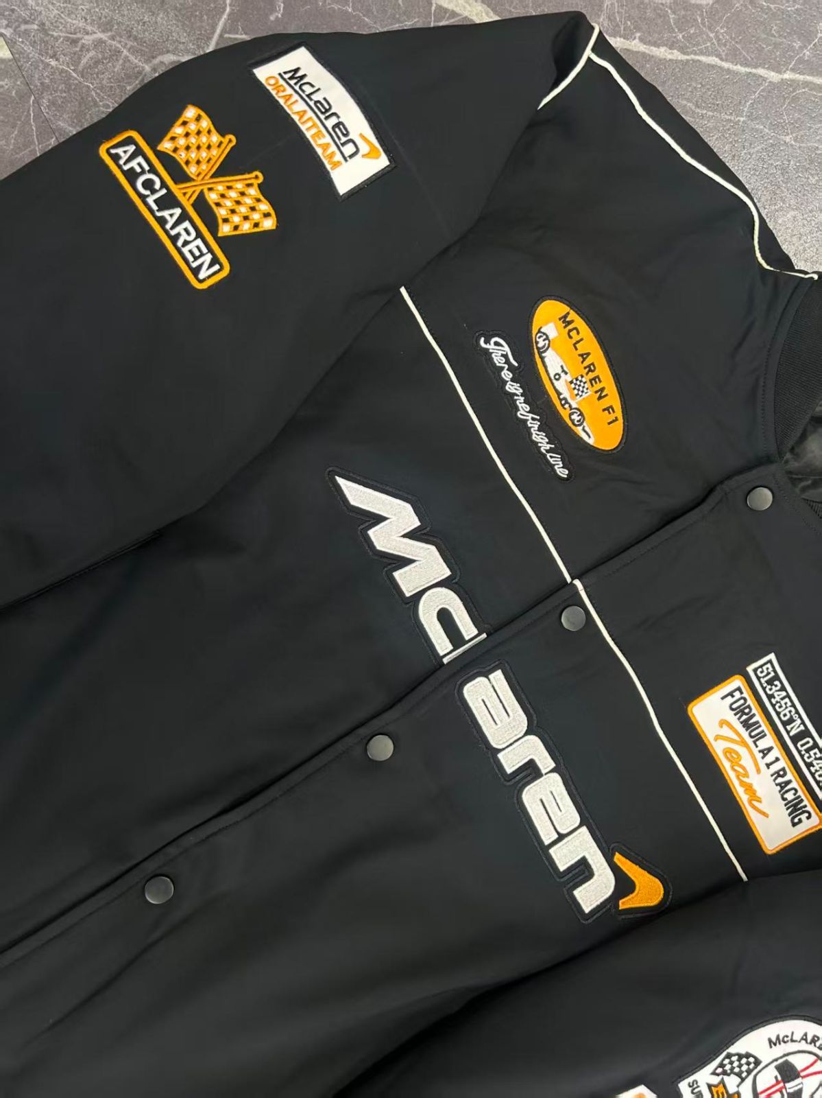 限定で大ヒットMCLaren F1 レーシングジャケット ブルゾン 刺繍 中綿