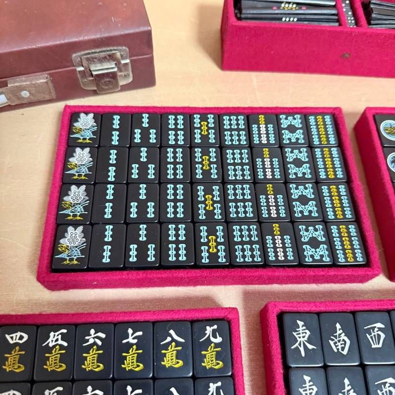 麻雀牌 黒牌 麻雀パイ 昭和レトロ 点棒 黒 オールブラック サイコロ