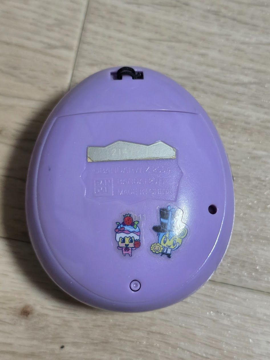 たまごっちiDL 15周年アニバーサリーモデル ロイヤルパープル - メルカリ