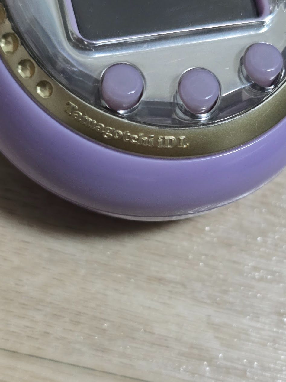 希少！ たまごっちIDL 15周年アニバーサリーモデル ロイヤルパープル