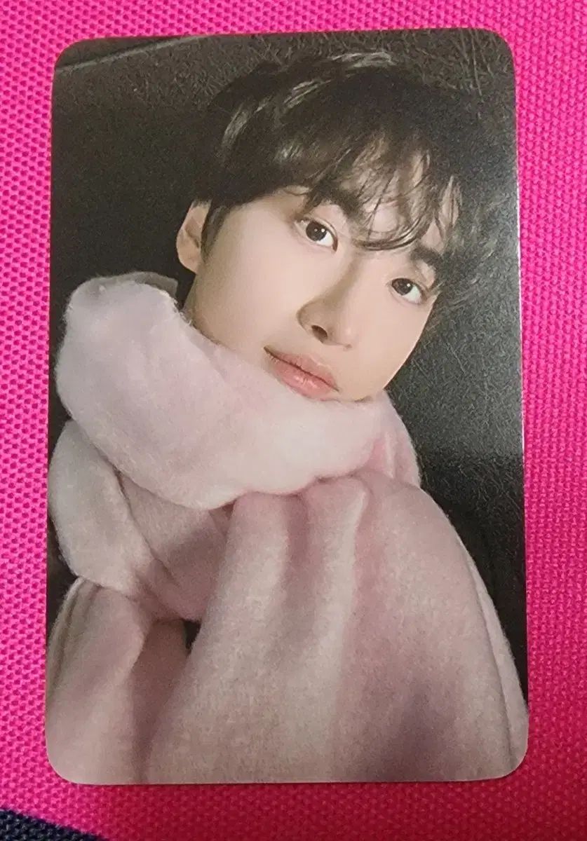 ATEEZ ソンファ(SEONGHWA) マフラー 公開番組 サノク トレカ - メルカリ