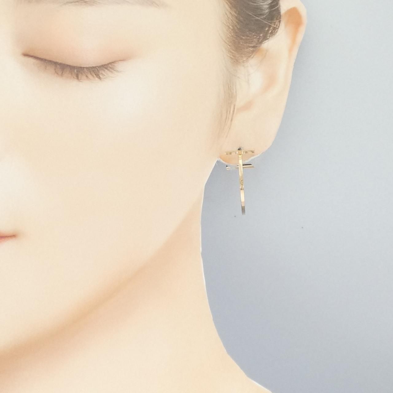 Tiffany & Co.　廃盤　Tワイヤー　ミディアムピアス　フープ　片耳 ティファニー Tワイヤー フープ ミディアム ピアス - メルカリ