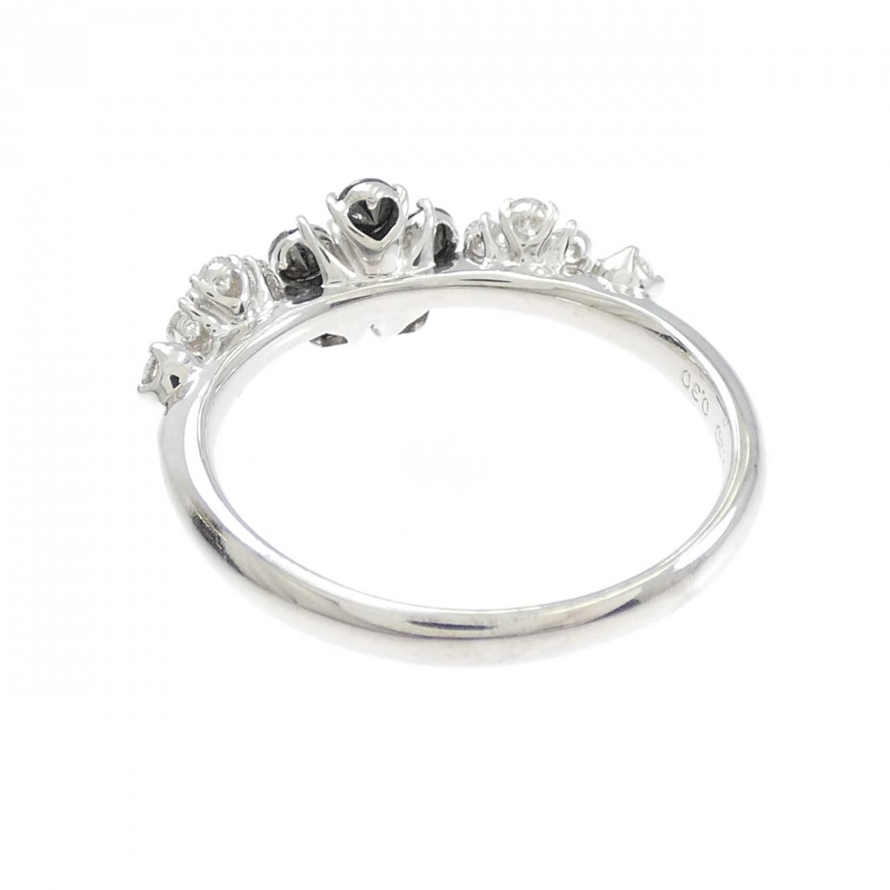 K18WG フラワー ダイヤモンド リング 0.30CT - メルカリ