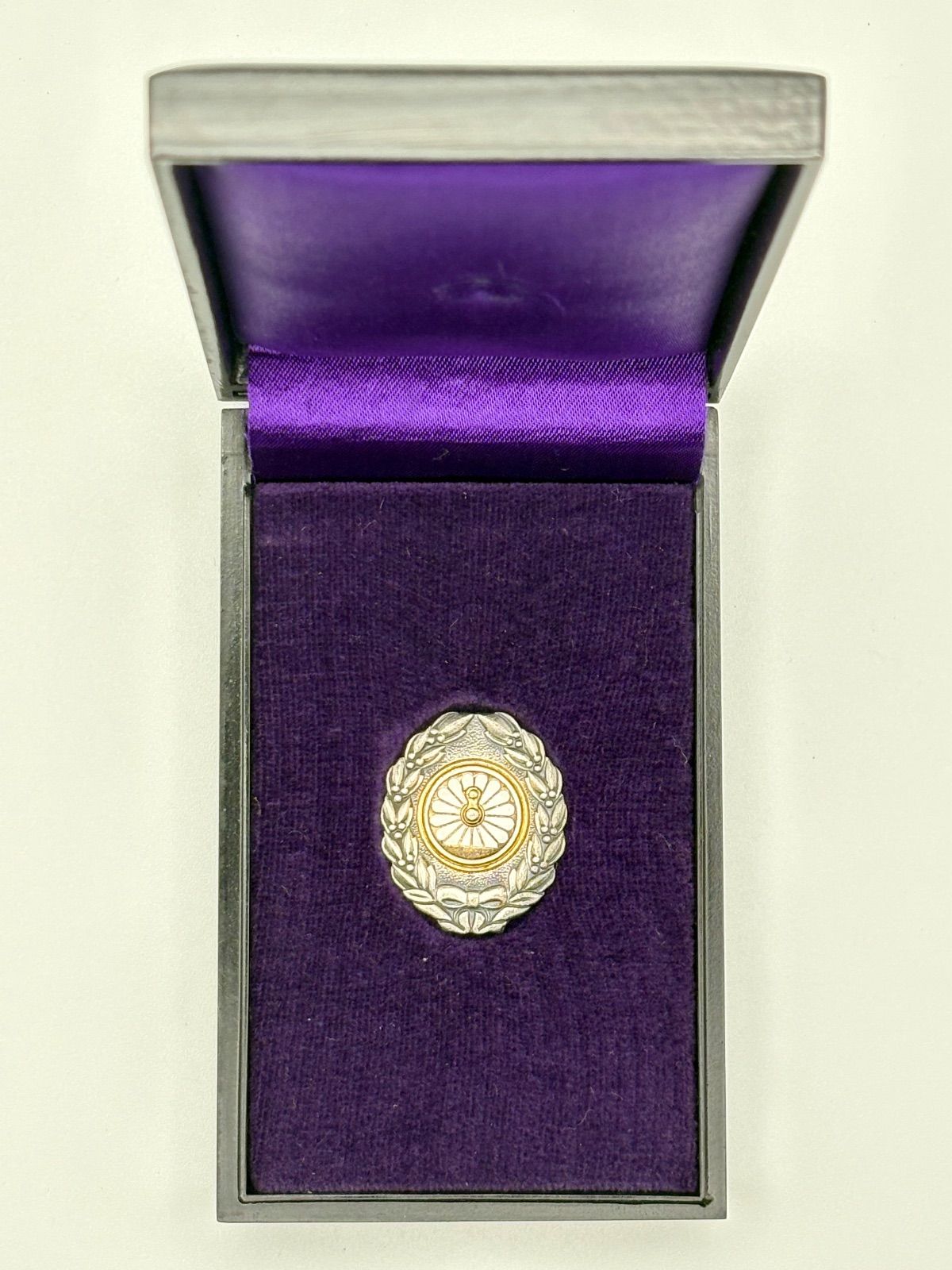 純銀製】日本国有鉄道 功績章 国鉄 功労賞 ピンバッジ 鉄道グッズ