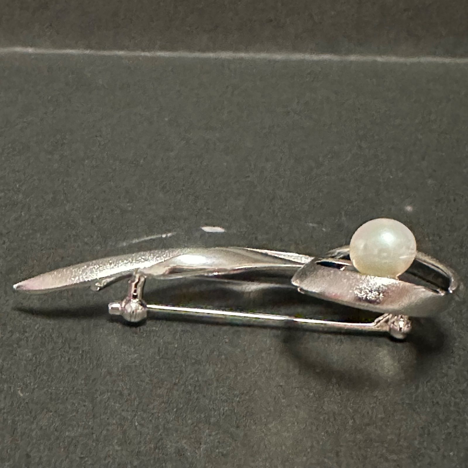 極美品 タサキ TASAKI ブローチ 田崎 田崎真珠 SV パール 約8mm