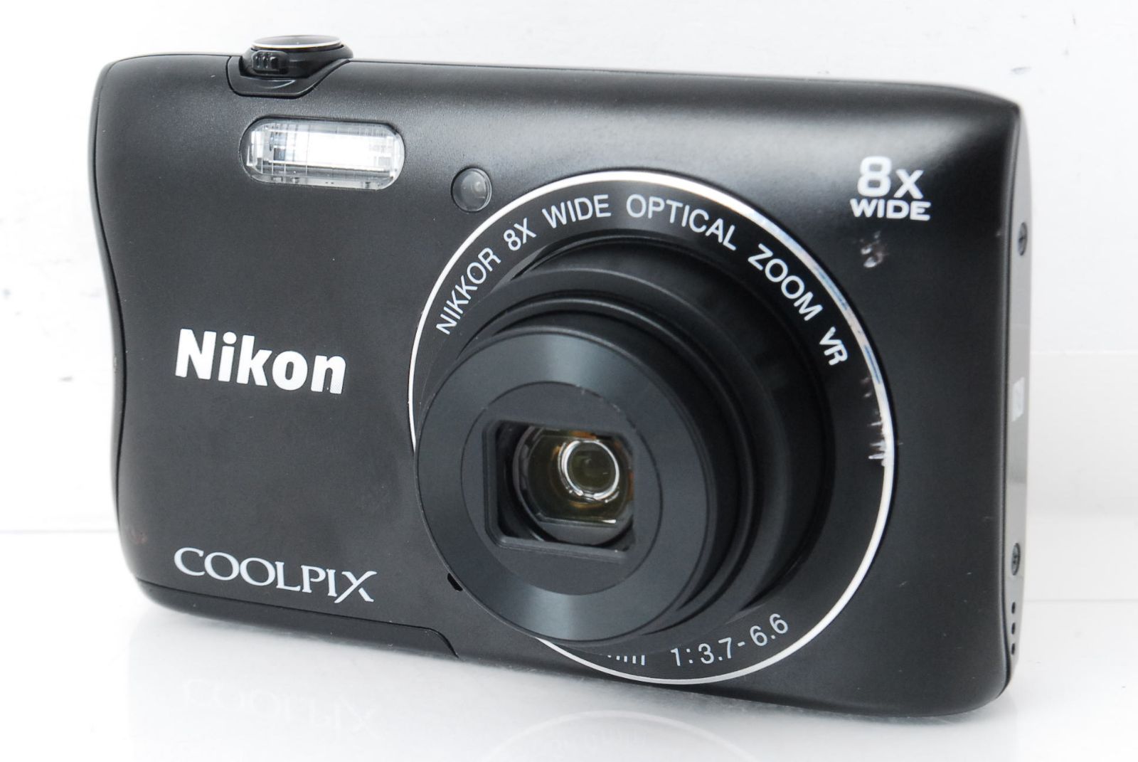 ☆スタイリッシュ！手軽さと高画質を一台に！☆ニコン COOLPIX S3700 