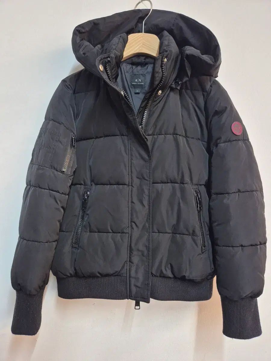 シーフロアコントロール IFC × SFC 安い アカムツネオンフーディー Mサイズ