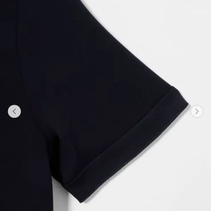 Tシャツ型ブラウス サテン