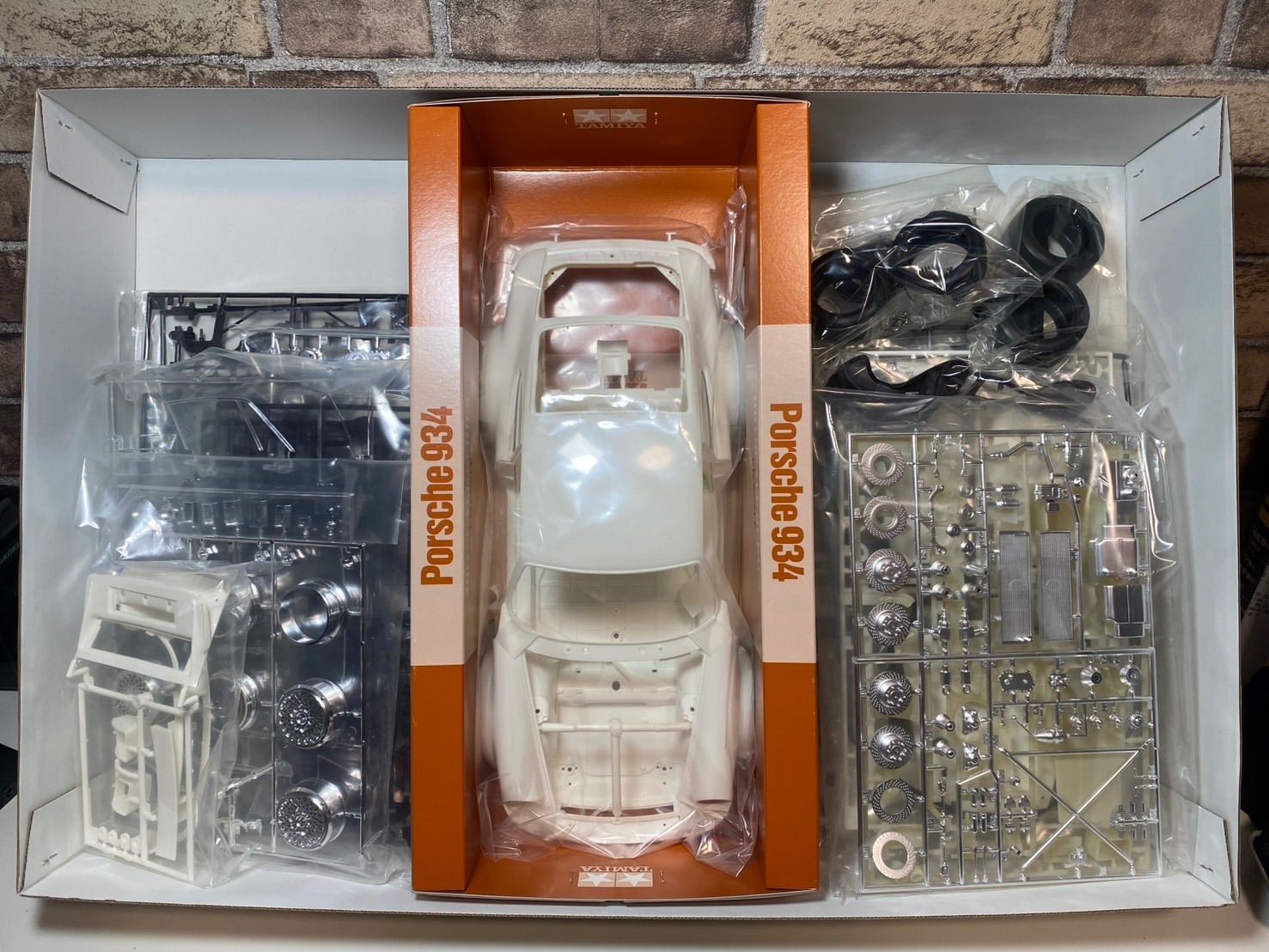 タミヤ 1/12 ビッグスケールシリーズNo.55 ポルシェ 934 イェーガー