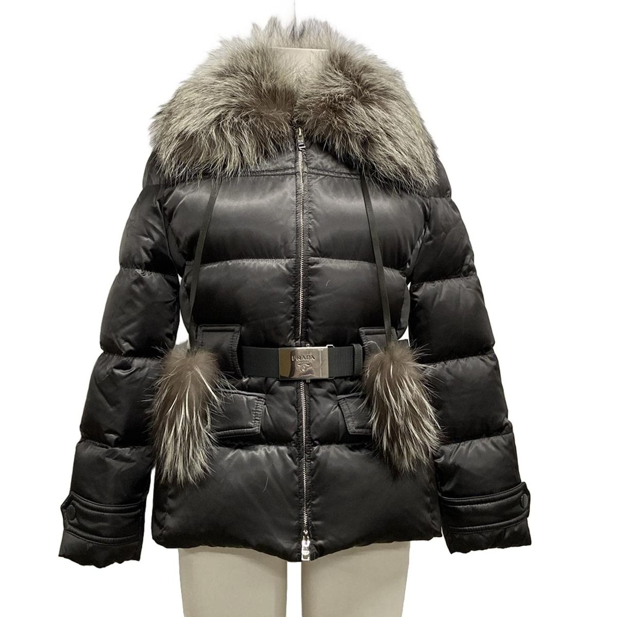 【早い物勝ち】秋冬に向けて⭐︎PRADA⭐︎プラダダウンジャケット・ダークグレー美品 楽天市場】PRADA プラダ ダウンジャケット レディース ベルト ブランド