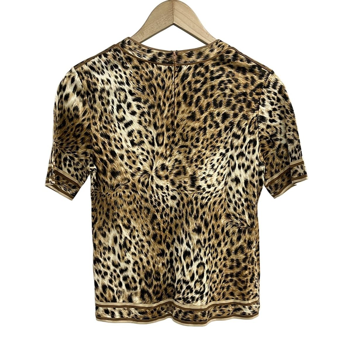 【中古】レオナール LEONARD カットソー Tシャツ 半袖 M ブラウン 総柄 /FF ■ECT レディース LEONARD(レオナール) 半袖カットソー サイズM レディース美品