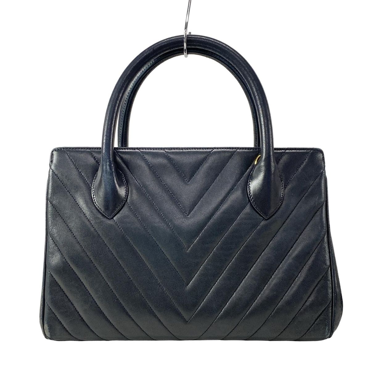 CHANEL(シャネル) ハンドバッグ Vステッチ(シェブロン) 黒 ゴールド