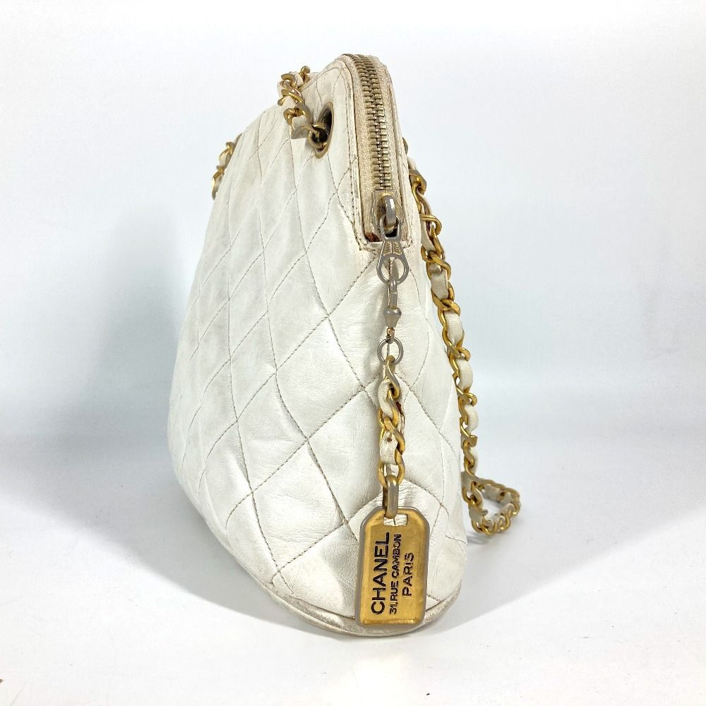 CHANEL シャネル ショルダーバッグ マトラッセ キルティング ロゴ