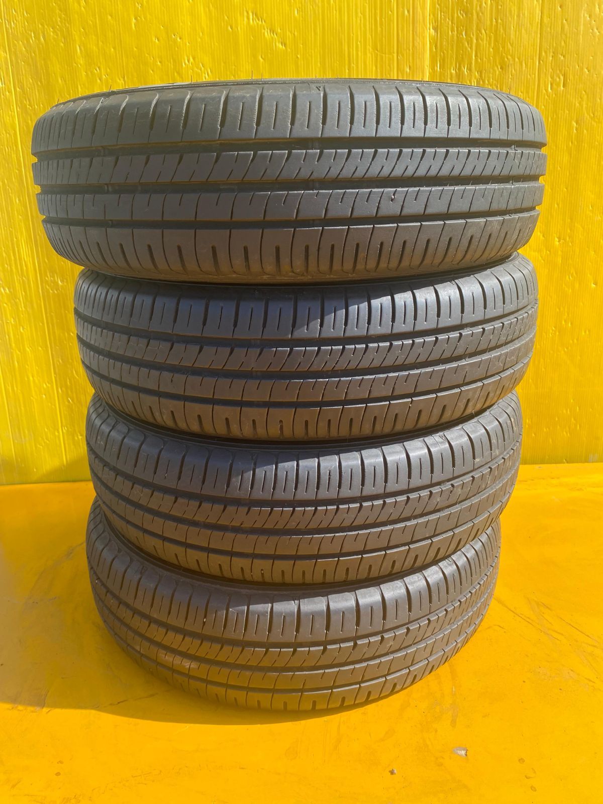 ZT-2610] タイヤ 4本 セット DUNLOP ダンロップ 175/65R15 84H ENASAVE