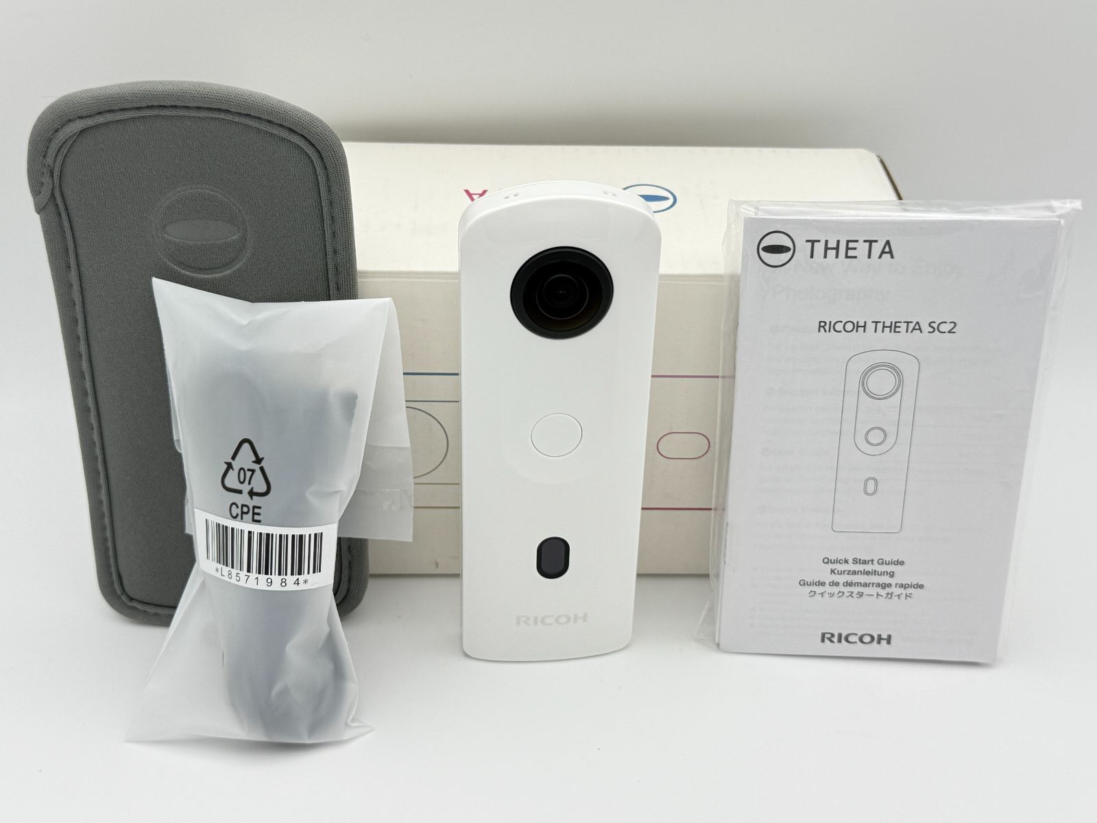 極上美品】RICOH THETA SC2 ホワイト R03030 リコー シータ 360度