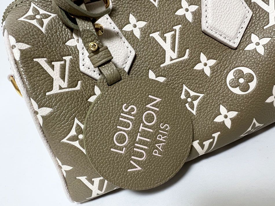 新品同様⭐︎ルイヴィトン　モンテカルロ　カーキ　スエード　　26 26.5 センチ 平野紫耀さん着用☆ルイヴィトン スピーディ バンドリエール 25 (Louis