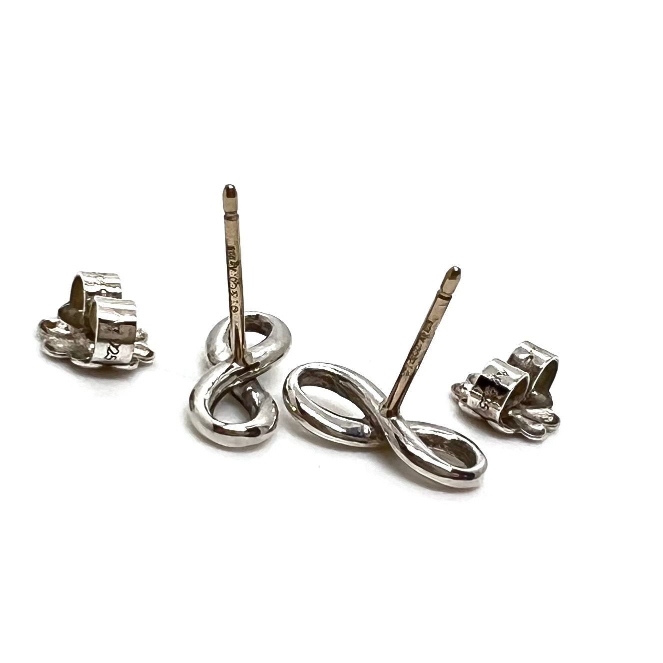 美品☆ Tiffany&Co. ティファニー ピアス インフィニティ SV925