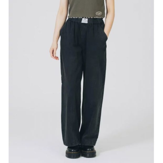 X-girl エックスガール PIGMENT DYED EASY PANTS ストリートスタイル イージーパンツ ツイル素材 カジュアル スノーウォッシュ加工 ウエストゴム ストレスフリー 裾コード ロングシーズン活躍 ブラック S 管理番号 24-2703