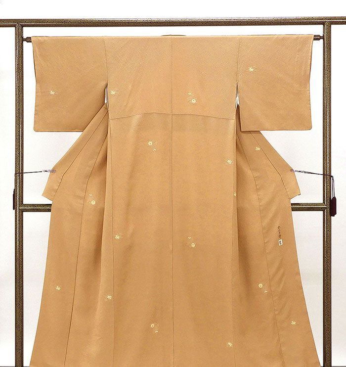 Y2495◇本加賀友禅 柿本市郎落款 手縫い仕立て 正絹 色無地 着物 Y2495◇本加賀友禅 柿本市郎落款 手縫い仕立て 正絹 色無地 着物