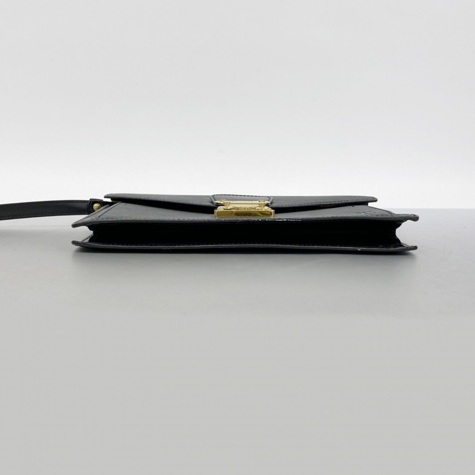 ルイ・ヴィトン(Louis Vuitton) ルイ・ヴィトン クラッチバッグ エピ