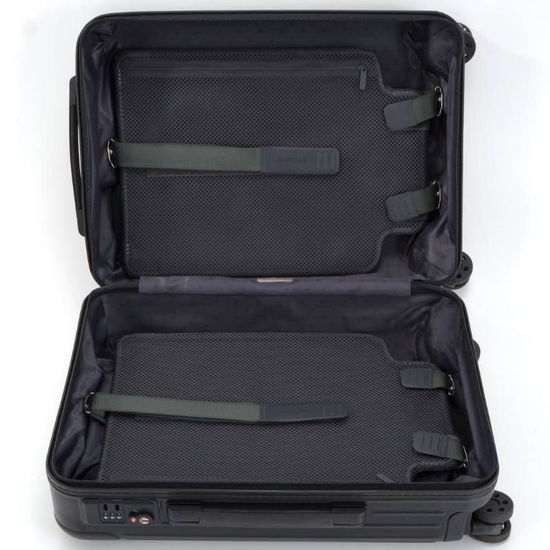 RIMOWA リモワ Essential Cabin エッセンシャルキャビン 36L 機内