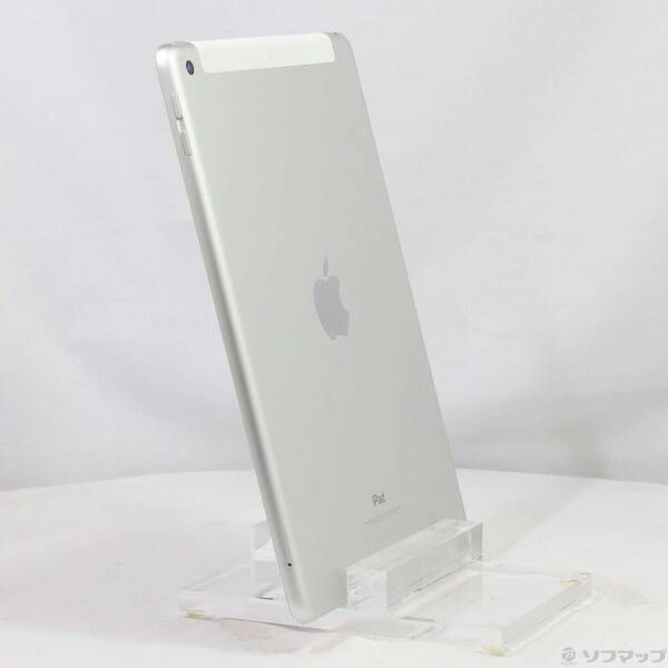 中古品〕 iPad 第5世代 32GB シルバー MP1L2J／A docomoロック解除SIM