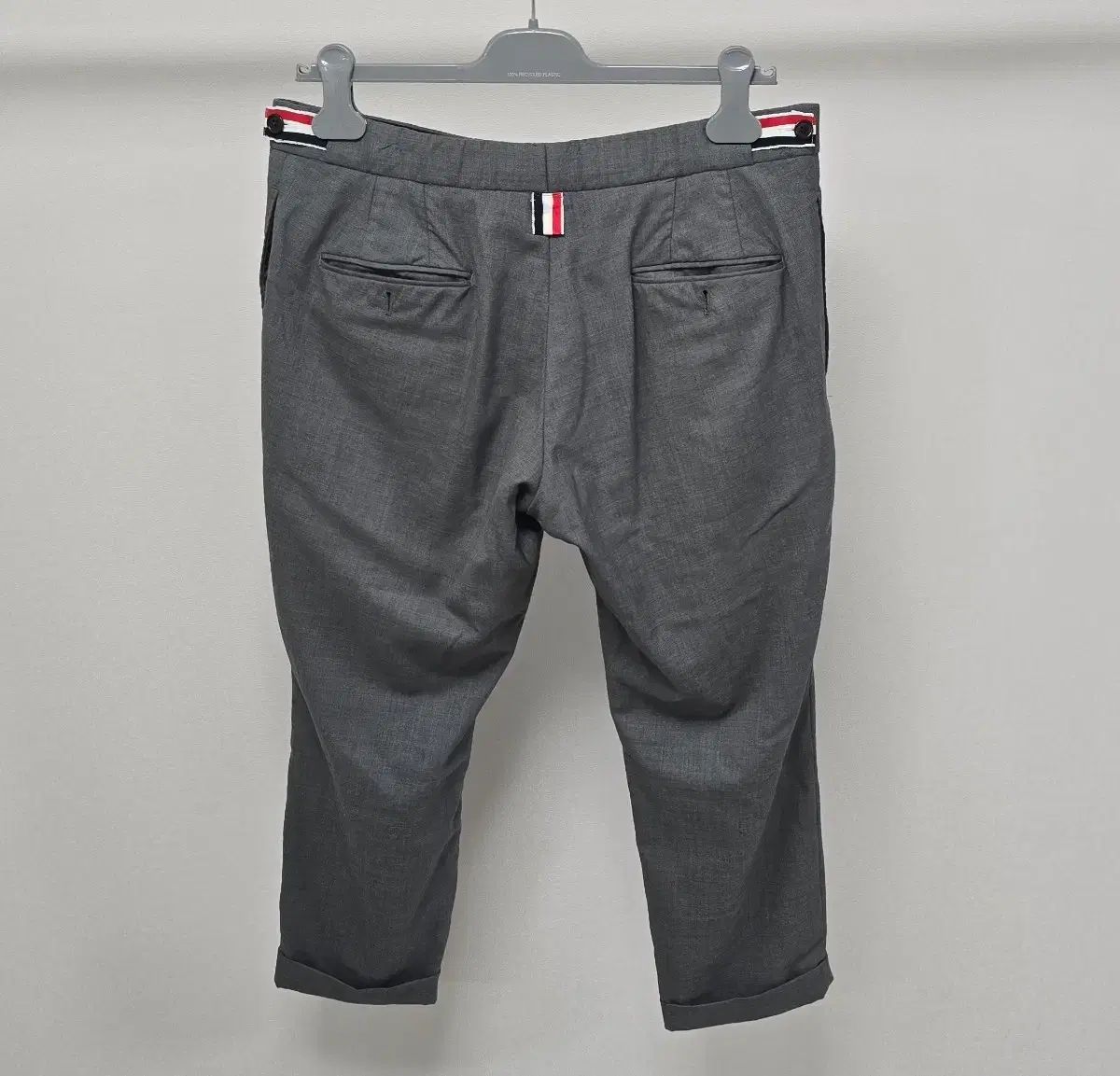 トム・ブラウン スラックス パンツ ズボン 3サイズ 出品 - メルカリ