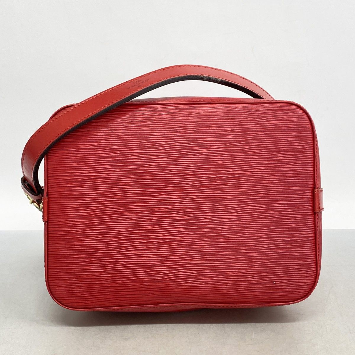 ゆな ルイヴィトン ショルダーバッグ　エピ　プチノエ　ビンテージ 5pd6440-k】ルイヴィトン ショルダーバッグ エピ プチノエ M44107