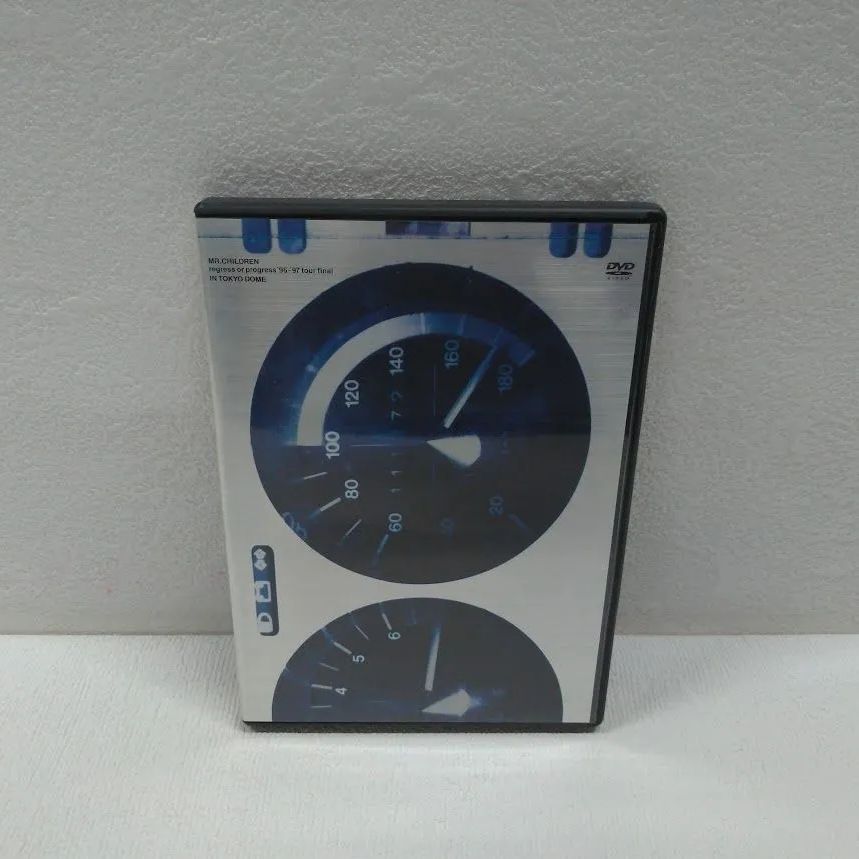 Mr.Children / regress or progress '96-'97 tour final IN TOKYO DOME