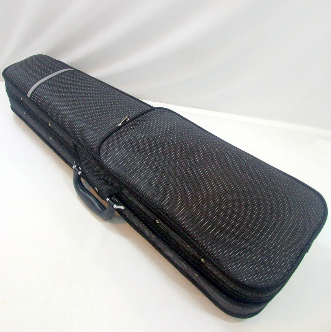 スズキバイオリン No550 4/4 1983年 虎杢 ドミナント弦搭載 ケース