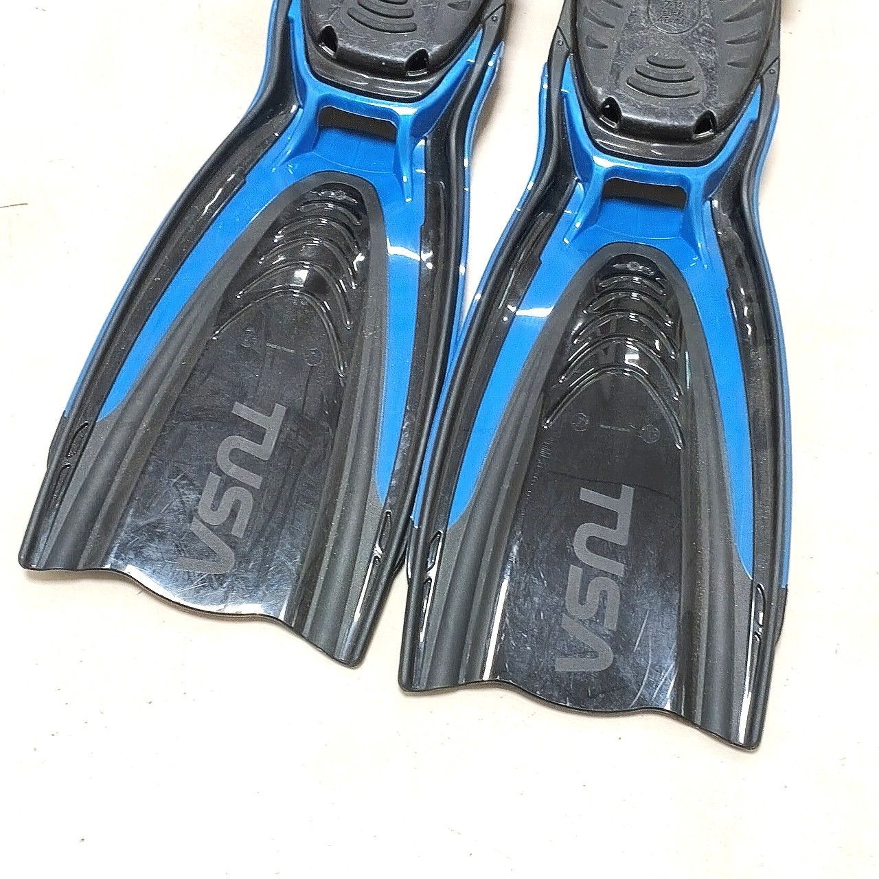 TUSA HyFlex SWITCH ダイビング 用 フィン Mサイズ TUSA ツサ ダイビングフィン SWITCH HyFlex ブラック/ブルー Mサイズ