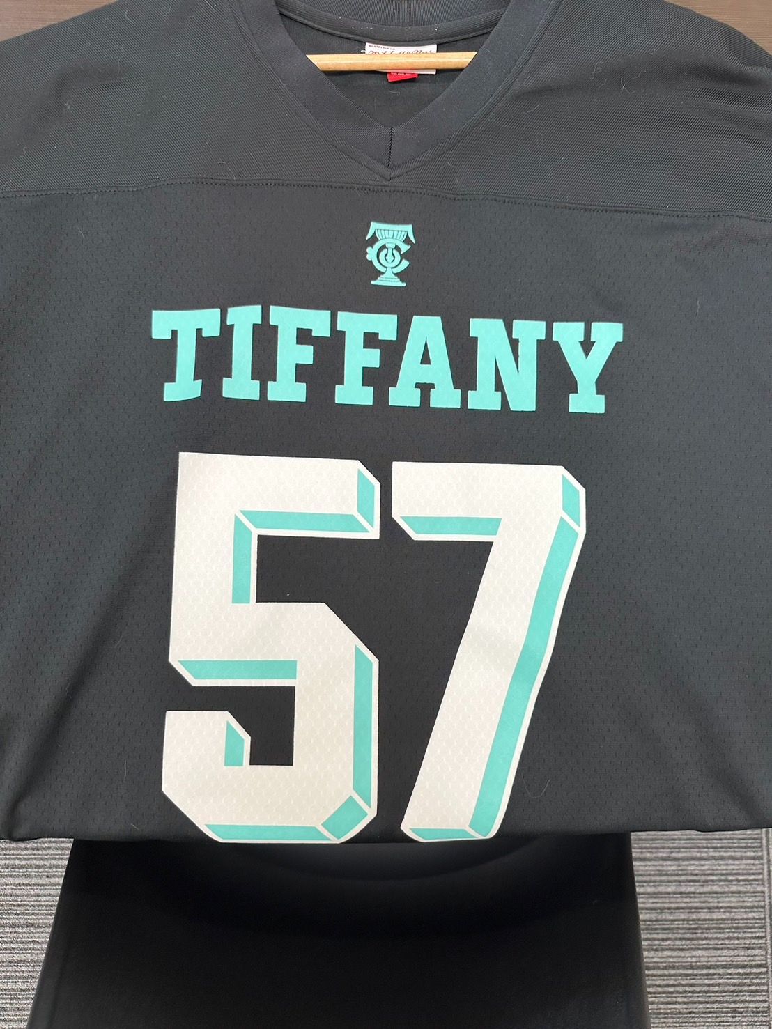 真贋済】【年末大特価】Tiffany & Co. Mitchell & Ness Tシャツ 57