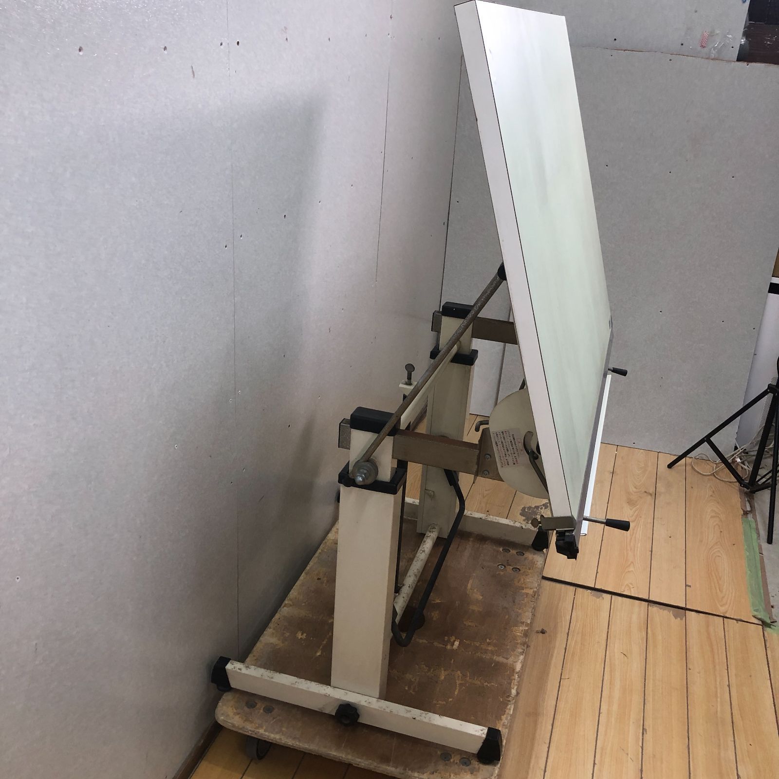 MUTOH 武藤工業 製図板 マグネード 製図台 TZ-50 トラックガイド 昇降