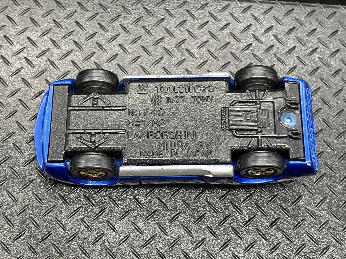 トミカ F40 ランボルギｰニ ミウラSV 銀(ちりめん) シｰト:アイボリｰ