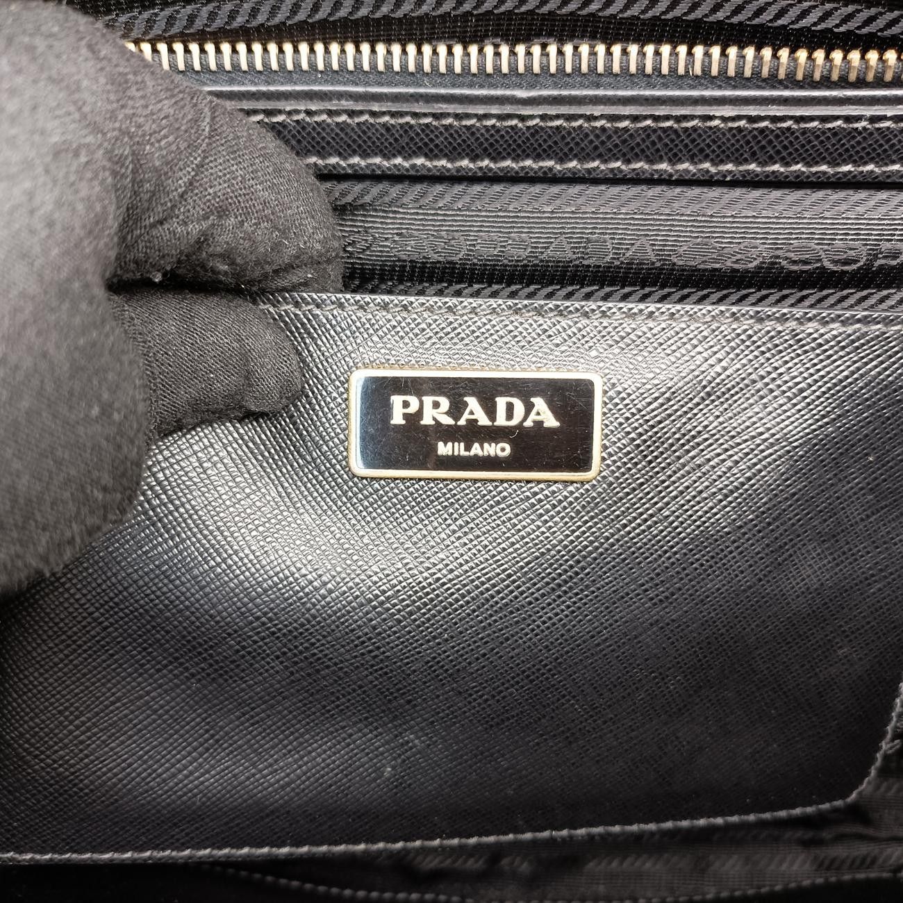プラダPradaガレリア ブラック サフィアーノレザー BN2274 180 2