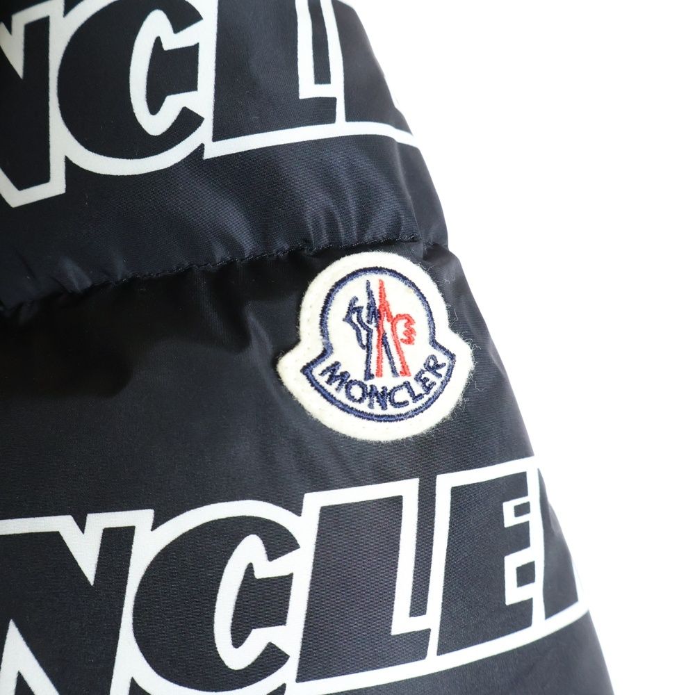 MONCLER モンクレール　FAIVELEY ロゴ　ダウンジャケット　本物 MONCLER モンクレールFAIVELEY ロゴダウンジャケット本物