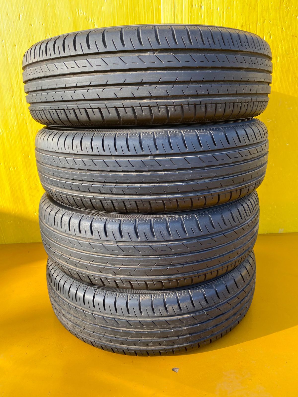 ZT-2634] タイヤ 4本 セット YOKOHAMA ヨコハマ 175/65R15 84H