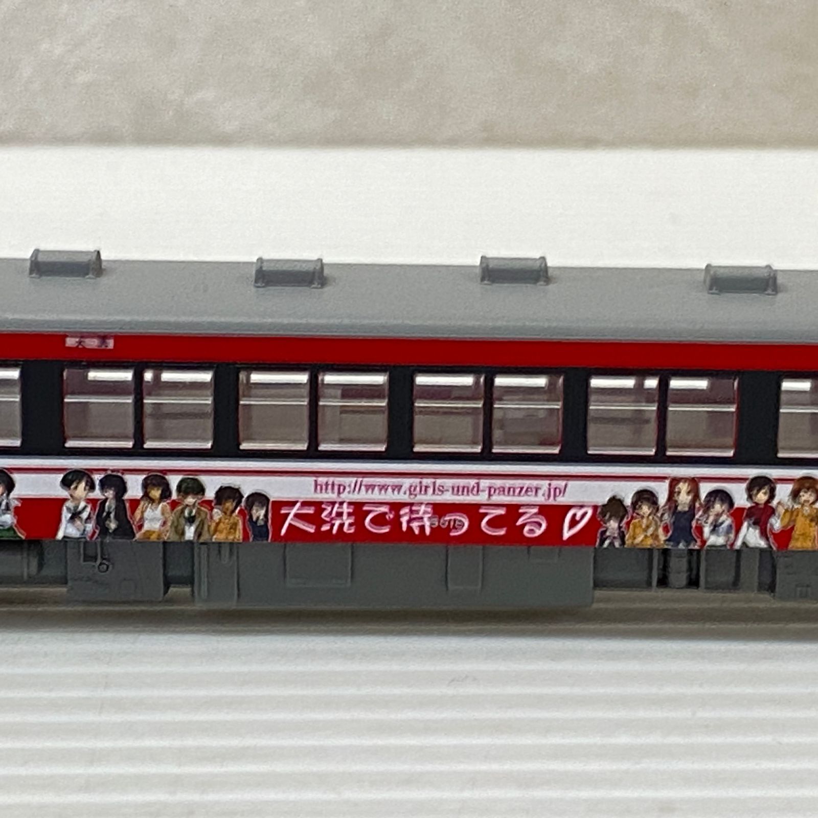 KATO 鹿島臨海鉄道 6000形ガールズ&パンツァー2号車+3号車セット KATO Nゲージ 鹿島臨海鉄道6000形 ガールズ&パンツァー ラッピング列車