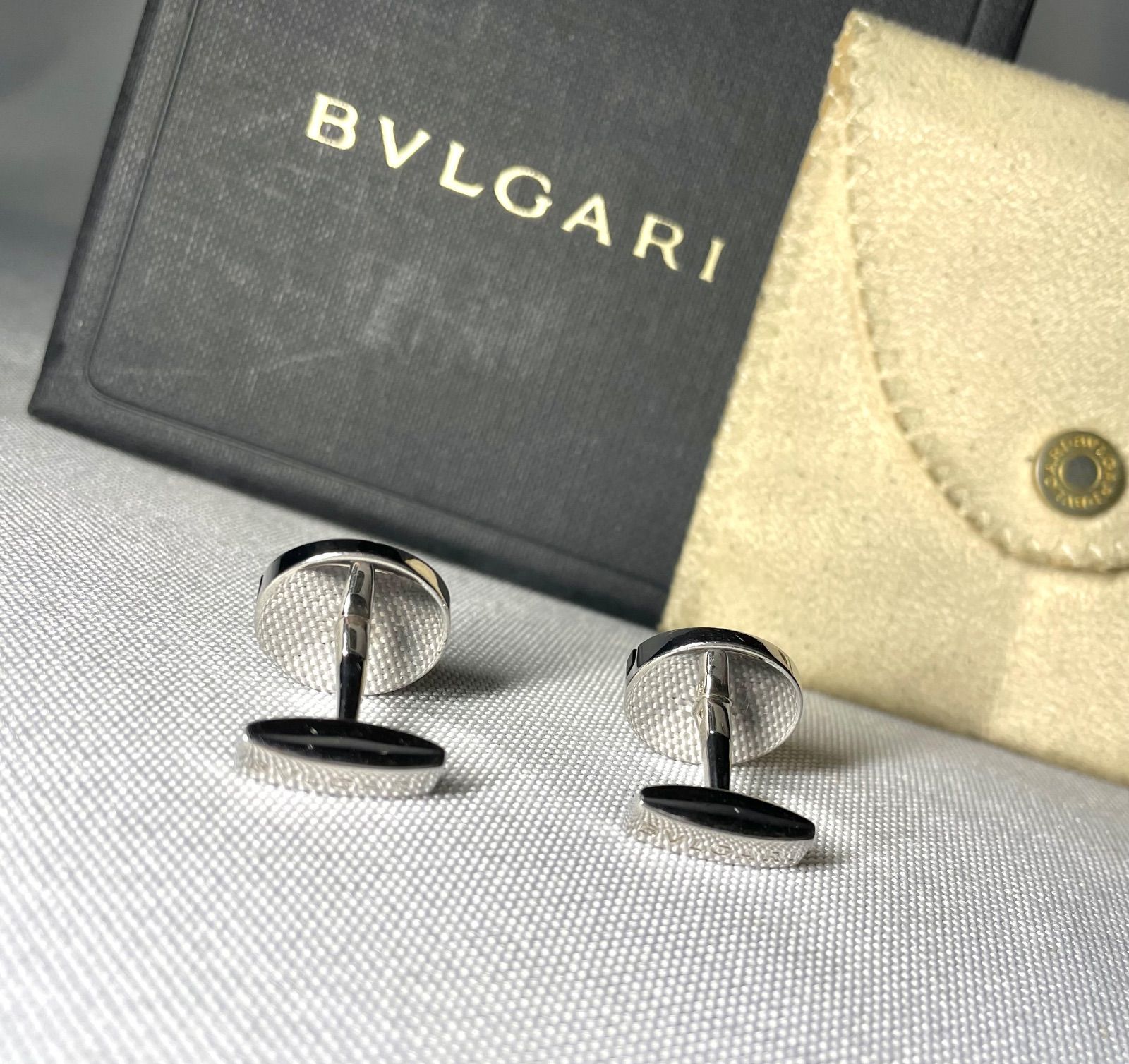 BVLGARI ブラック シルバー カフス カフリンクス オニキス BVLGARI ブルガリ B-ZERO ロゴ ブラックオニキス & スターリング