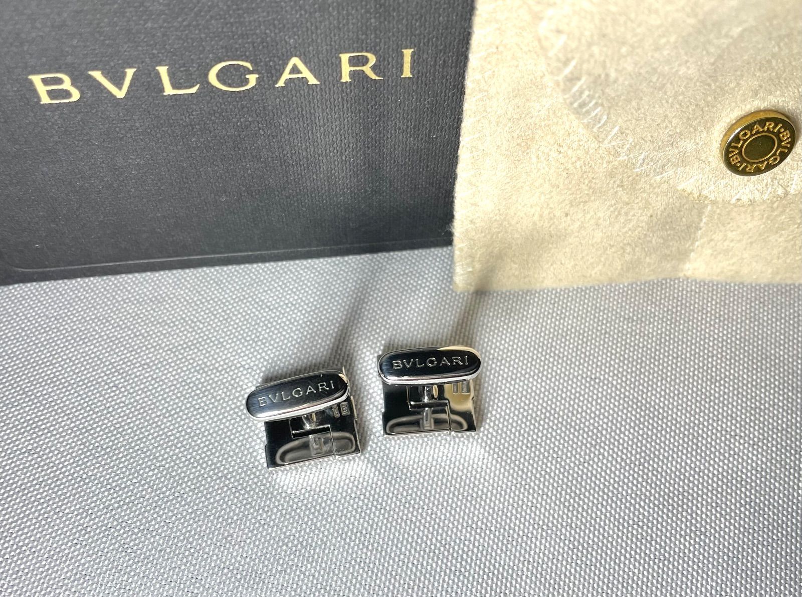 美品 BVLGARI ブルガリ ブランドロゴ文字 鏡面スターリングシルバー