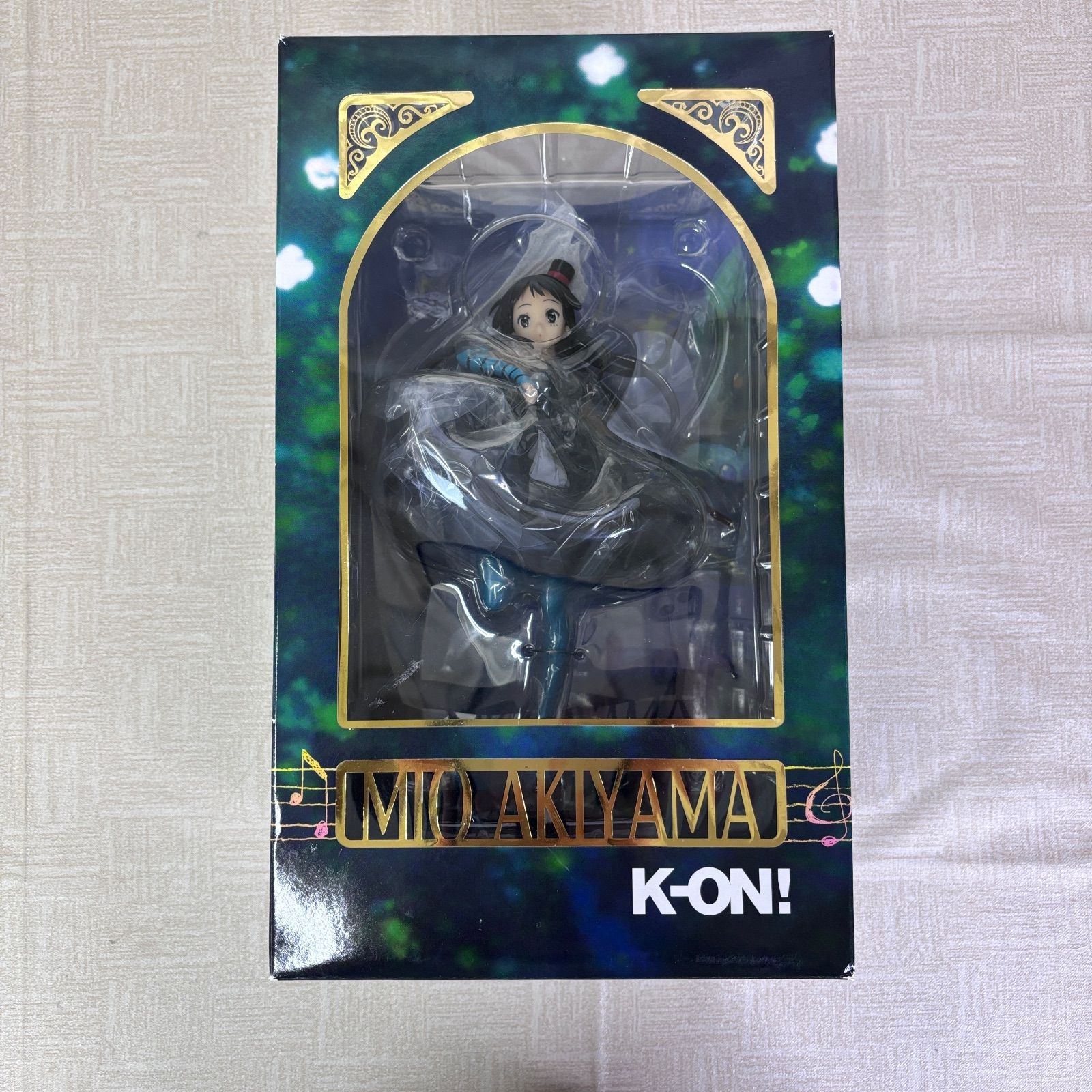 けいおん！ 秋山澪 1/8 完成品フィギュア （京アニショップ限定販売）開封品 けいおん！ 秋山澪 1/8 完成品フィギュア （京アニショップ限定販売